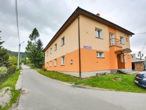 Apartament Folkowy Wujek Pod Gromadzyniem อุสชิกีดอลเน ภายนอก รูปภาพ