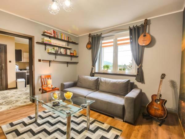 Apartament Folkowy Wujek Pod Gromadzyniem อุสชิกีดอลเน ภายนอก รูปภาพ